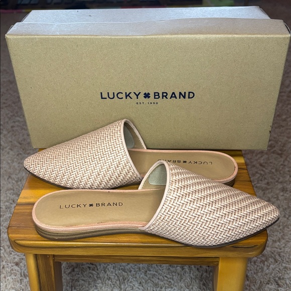 Lucky Brand Shoes - 🍀Lucky Brand Woven Mules🍀
